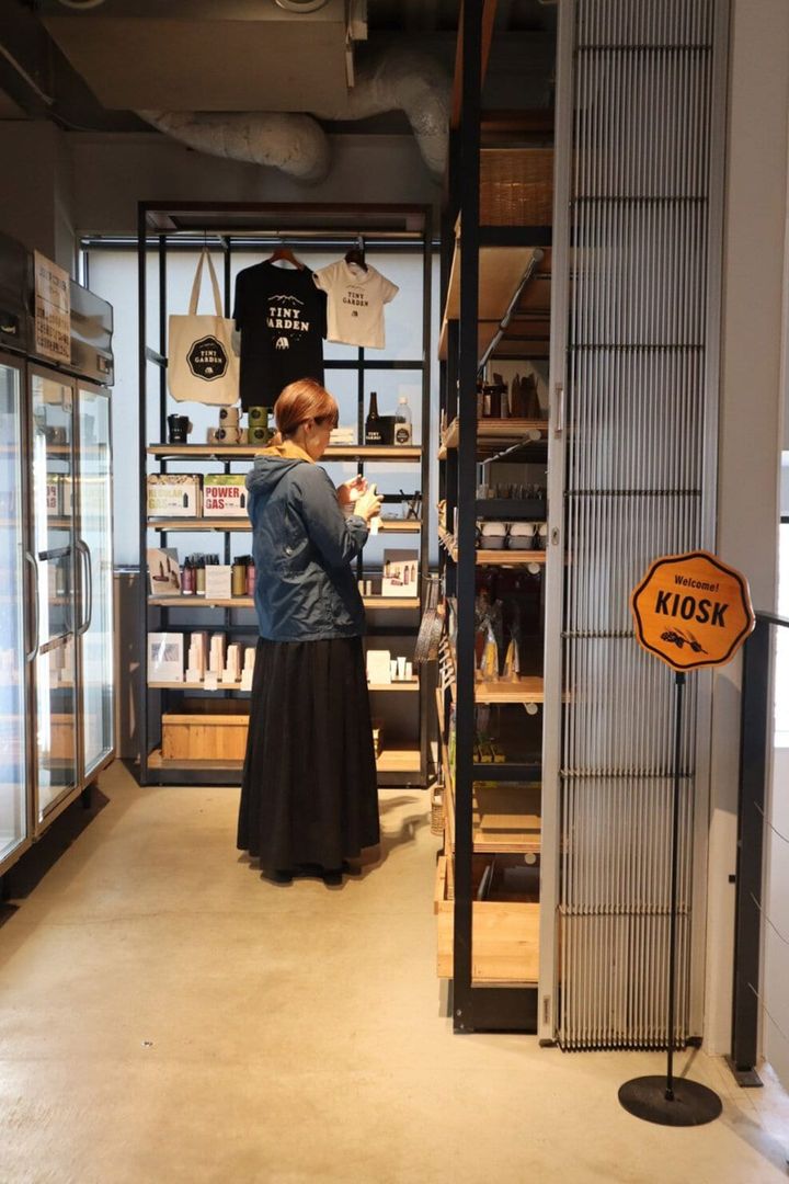 子連れキャンプにおすすめ：タイニーガーデン 蓼科の売店