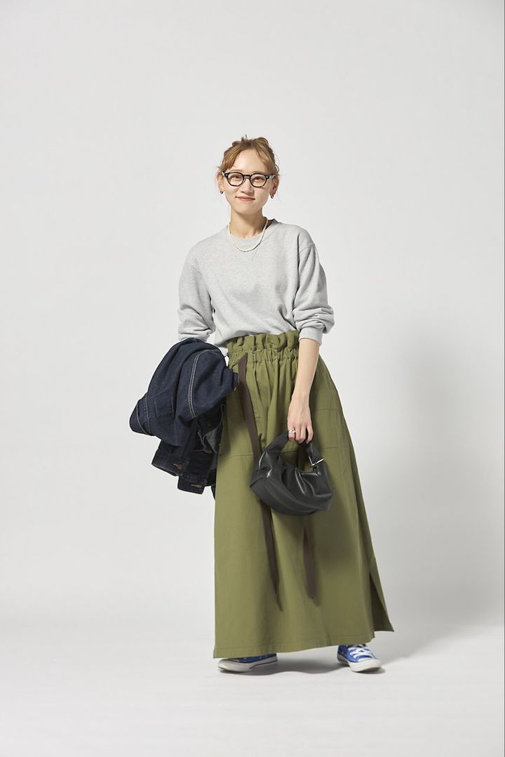 お洒落上級者の愛用“スウェット”コーデ5選。デイリーに使えて着こなしの幅も無限大【FUDGE FRIEND おしゃれさんの毎日コーディネート】