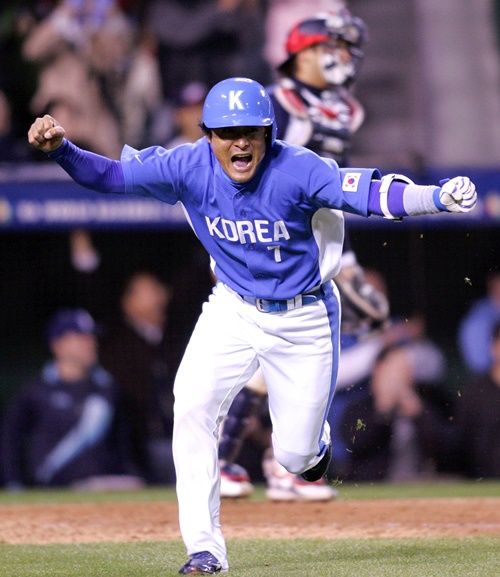 イ・ジョンボム