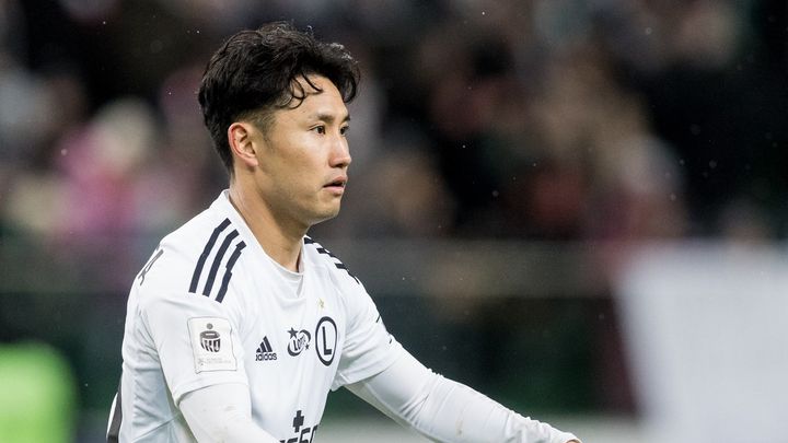 森下龍矢、ポーランドの伝説ボニエクから批判される 「レギア・ワルシャワはどこで森下を見つけたのか」