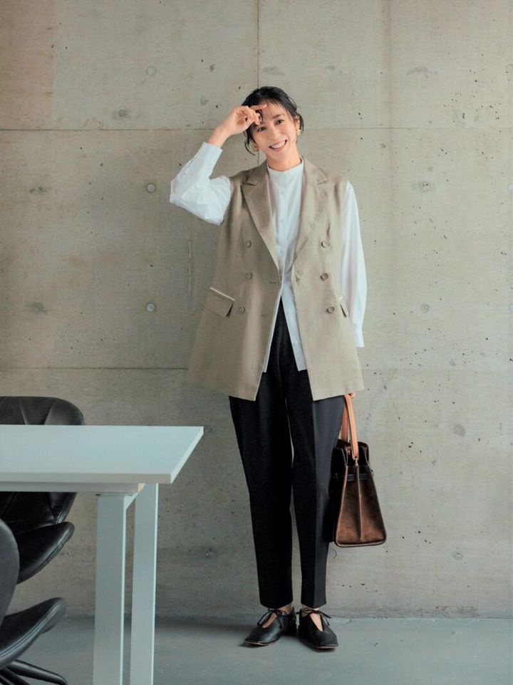 ダンスキンの人気パンツ 動きやすくオフィスコーデにおすすめ