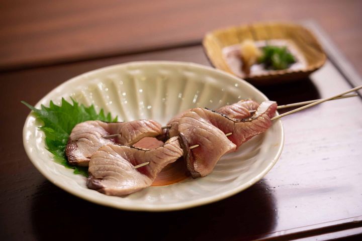 香ばしさがたまらない“炙り鰹”