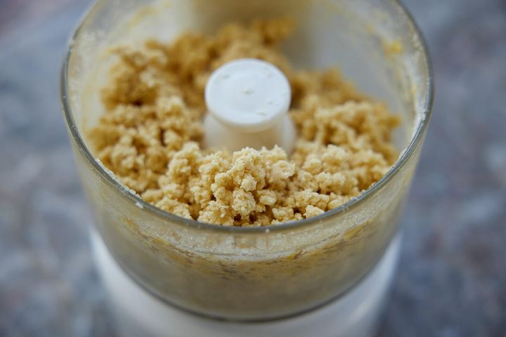 粉類を加え撹拌する