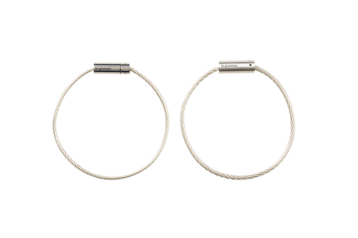 〈ル グラム〉のバングル