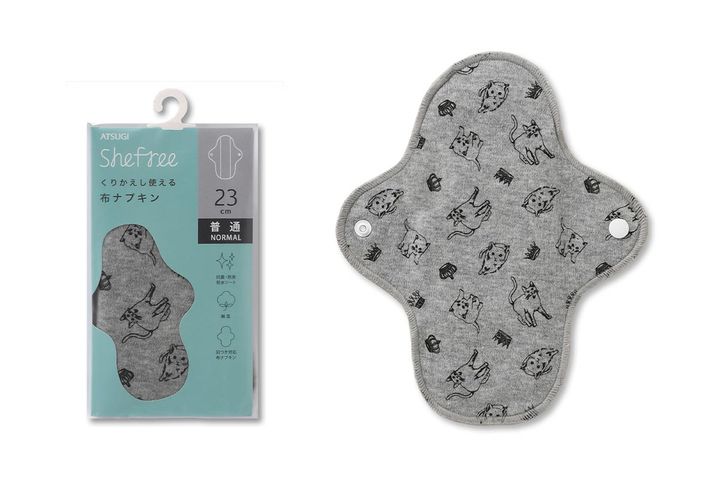 アツギ Shefre布ナプキン 23cmタイプ ネコ柄／￥1,430（税込み）