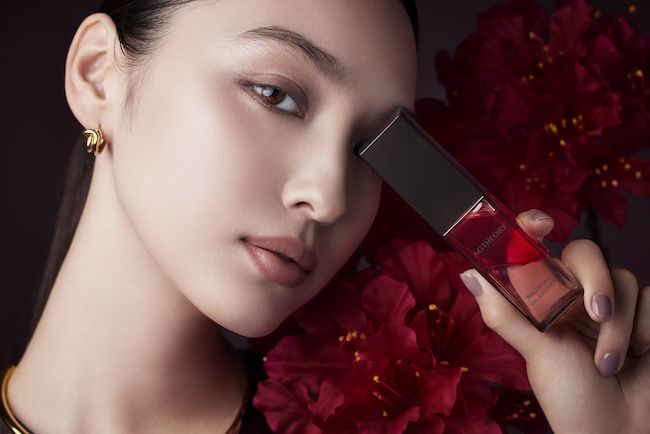 『エイジーセオリー バランシングオイルエッセンス』