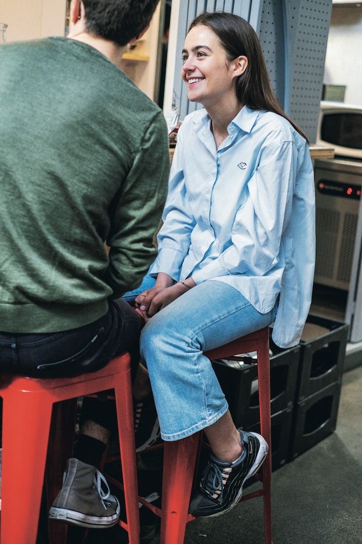 デニムに似合う大人の”スニーカーコーデ”5選！おしゃれさんの足もとをチェック