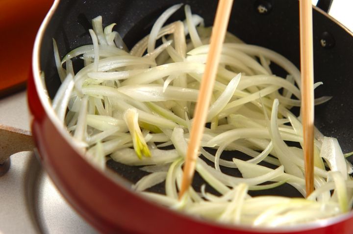 超簡単！冷凍パイシートでキッシュ作り by西川 綾さんの作り方1