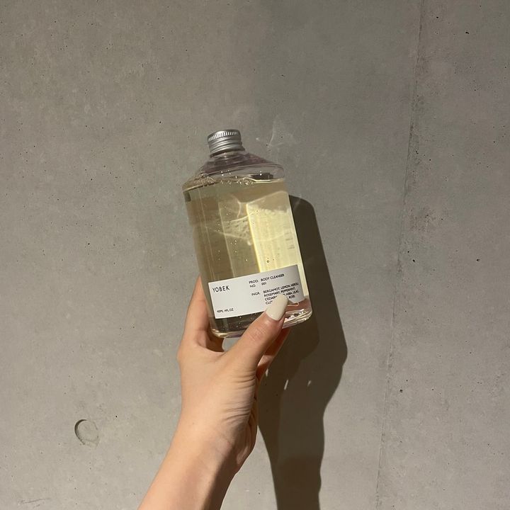 YOBEKのスムースボディクレンザー