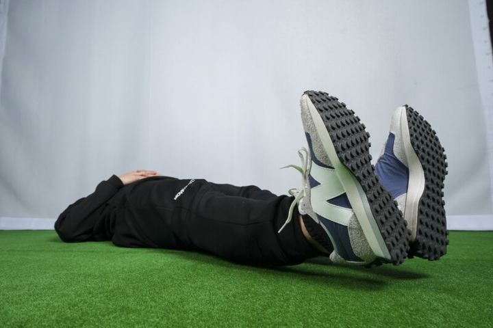 “正しいアドレス”はどっち？どっしりとした構えを作る練習法を紹介