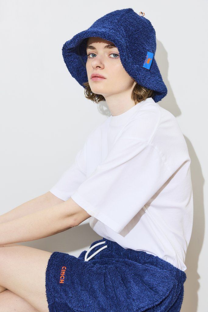 心地よいサウナライフは〈Hippopotamus〉×〈CINCH〉のスペシャルコレクションとともに