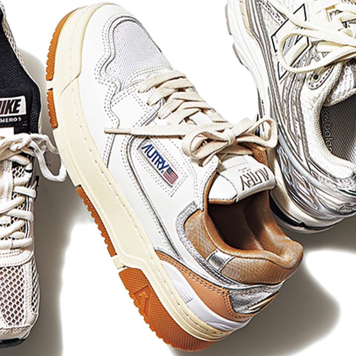 オートリ―,スニーカー,シルバースニーカー