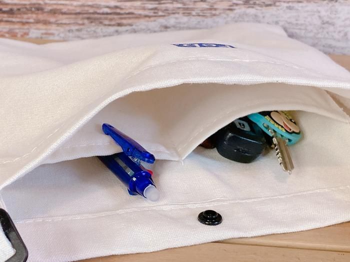 ダイソーのサコッシュの画像