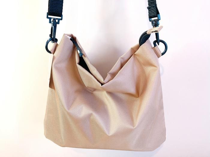 ダイソーのサコッシュの画像