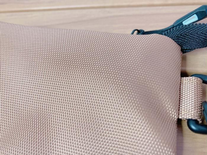 ダイソーのサコッシュの画像