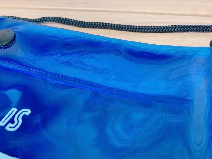 ダイソーのサコッシュの画像