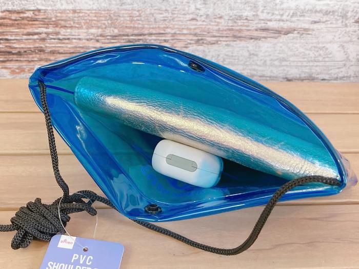 ダイソーのサコッシュの画像