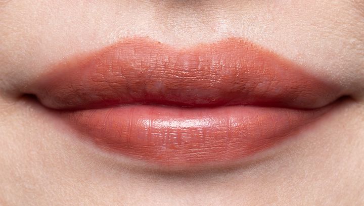 SUQQU「ベルベット フィット リップスティック」飲食後の色持ち 30/30点