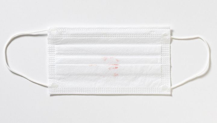 ロムアンド「デュイフルウォーターティント」マスクへのつきにくさ 18/30点