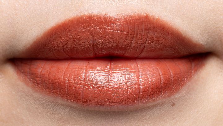 NARS「エクスプリシット リップスティック」飲食後の色持ち 24/30点