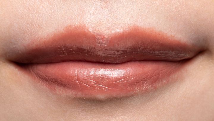 RMK「デューイーメルト リップカラー」飲食後の色持ち 20/30点