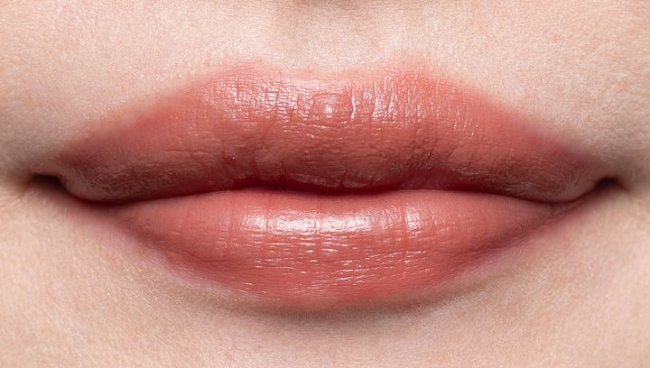 ルナソル「フュージングカラーリップス」発色の良さ 18/20点