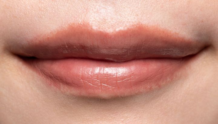 RMK「デューイーメルト リップカラー」ティッシュオフ後