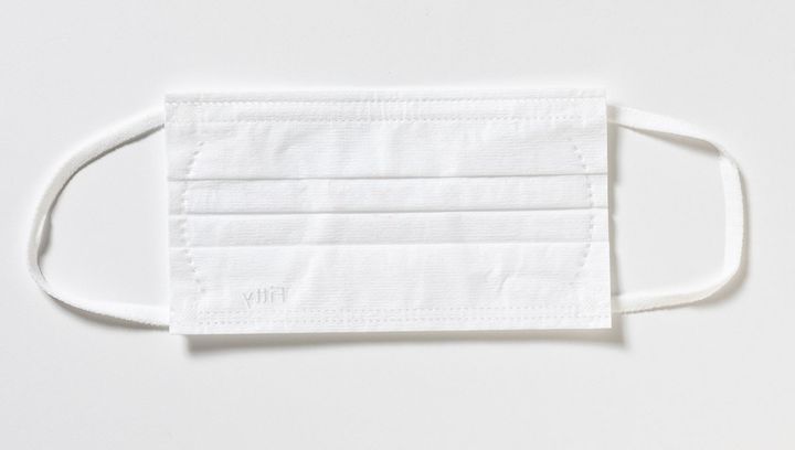 KATE「リップモンスター」マスクへのつきにくさ 28/30点