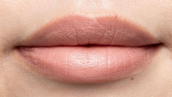 M・A・C「マキシマル スリーク サテン リップスティック」ティッシュオフ後