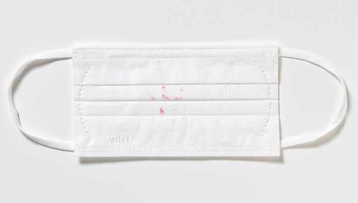 キャンメイク「グラスティントシロップ」マスクへのつきにくさ 18/30点