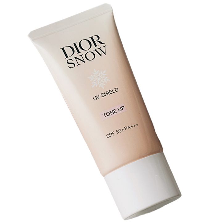 ディオール スノー UV シールド トーンアップ