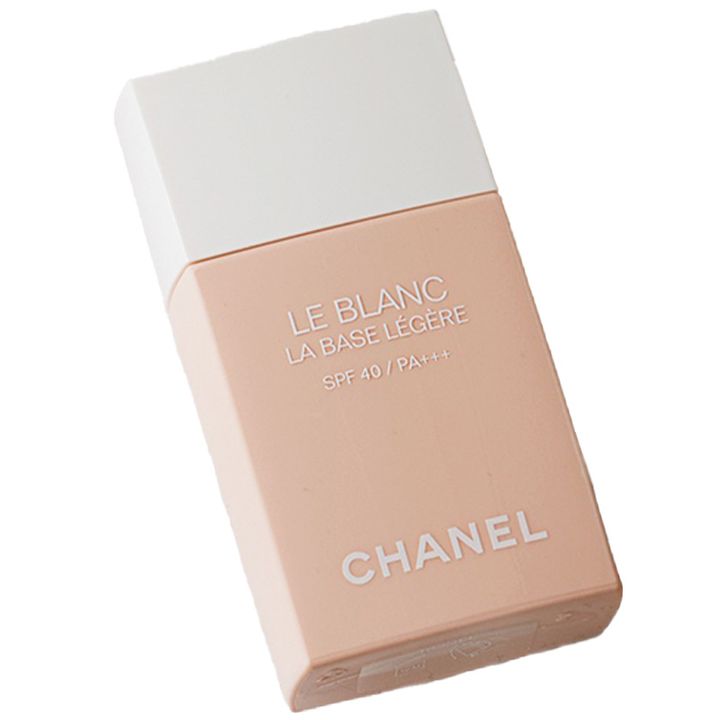 シャネル、ルブラン ラ バーズ レジェール