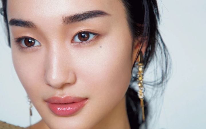 4.丁寧なレイヤードで作る「彫り深立体」小顔メイク_「余白レス」小顔メイクのポイント、やり方