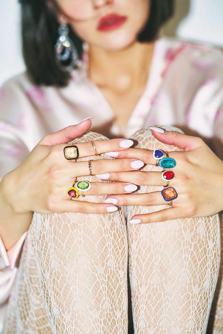 エマのモチーフジュエリー