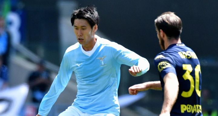 鎌田大地とは「まだ対話していないし、去就はわからない」ラツィオ会長が告白