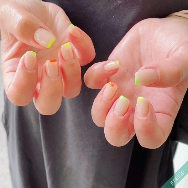 chic by enailが投稿したネイルデザイン [photoid:I0118153] via Itnail Design (733582)