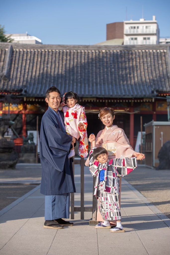 七五三家族写真。ランドセル撮影もできる春の後撮りに。
