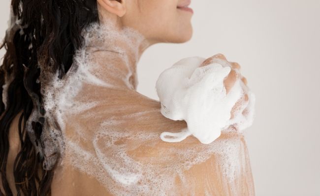 体を洗うイメージ