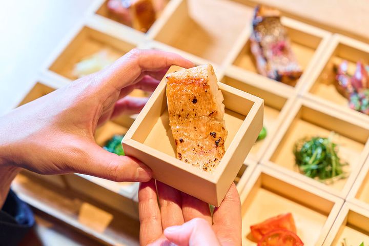 もう一つの「卯月の焼き魚」。この日は、金目鯛。八海山の酒粕で漬け込んでいる