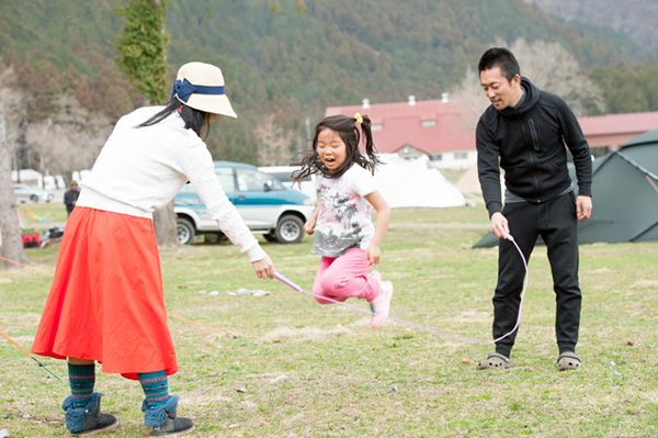 ファミリーキャンプのコツとは？事前準備から場所選びまで徹底解説！