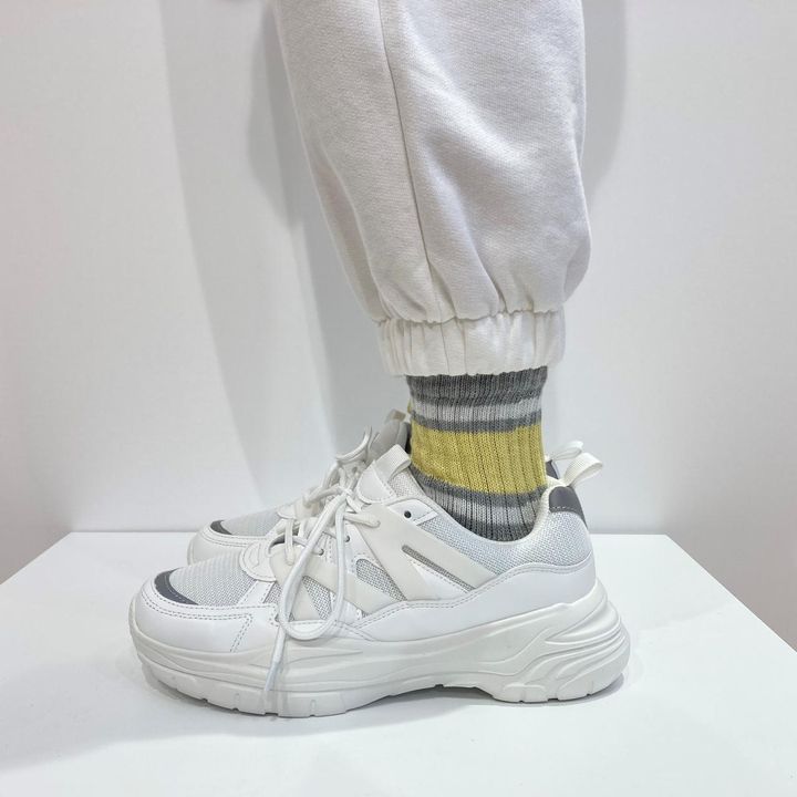 画像1: 【ユニクロ】ラインハーフソックス¥390 www.uniqlo.com