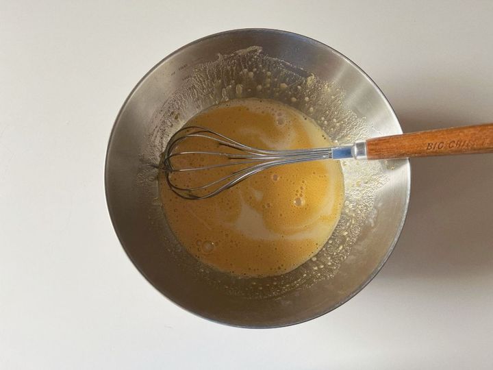 フランスの伝統菓子を手軽に作ろう！シンプルなバナナクラフティ【渡辺友美子のコーヒーに合うお菓子のレシピ vol.43 〜レシピで旅するヨーロッパ〜】