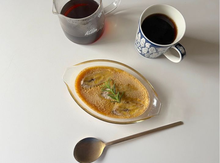 フランスの伝統菓子を手軽に作ろう！シンプルなバナナクラフティ【渡辺友美子のコーヒーに合うお菓子のレシピ vol.43 〜レシピで旅するヨーロッパ〜】