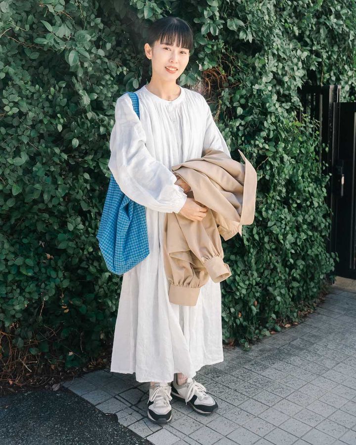 お洒落に見せる“ワンピース”ルック5選。初夏にぴったりな色・柄を選ぼう【TOKYO SNAP】