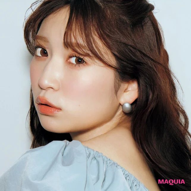 吉田朱里さんのぷりぷり肌の秘密。大人の肌悩みは、このエイジングケアコスメにお任せ！_2