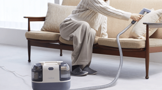 カーペットクリーナー使用イメージ画像