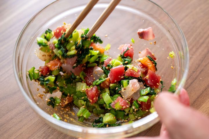 刺身と小松菜を和える