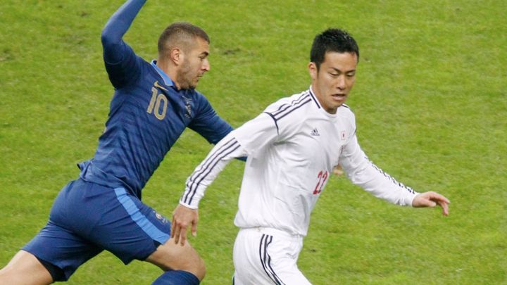 吉田麻也、ベンゼマにすごく根に持っている話を明かす 「背中にとんでもない刀傷みたいなのが…」