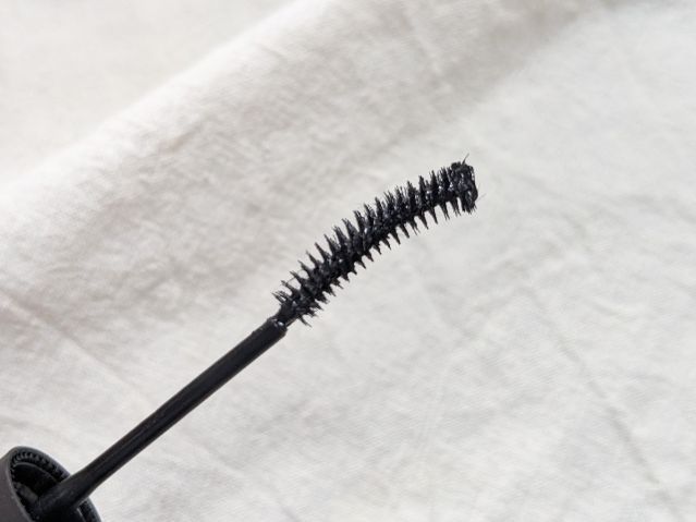 スキニーカールアップマスカラ