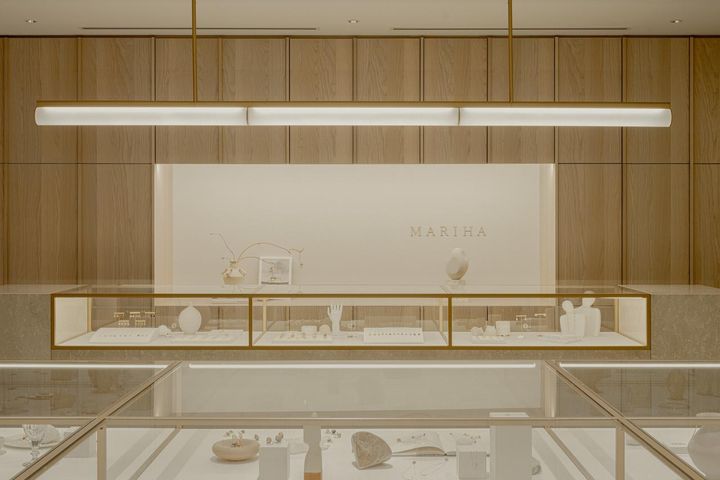 画像: 落ち着いた色彩の店内で、ゆっくりとアイテム選びができます。 出典：マリハ